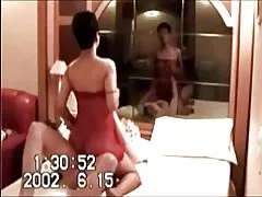 Կորեական milf դավաճանում է ամուսնուն սպիտակ տղայի