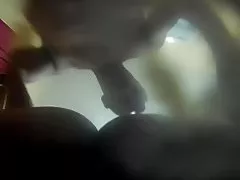 Սև կինը ընկերոջը