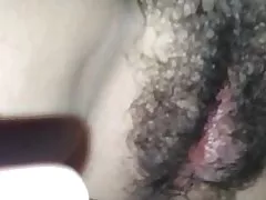 Կրակոցներ այլ բեռը իր մազոտ փիսիկ