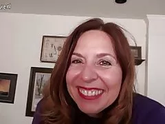 Չար ամերիկյան մայրս խաղում է ինքն իր հետ