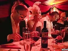 Մագմա ֆիլմը Ֆետիշ свингер կուսակցություն